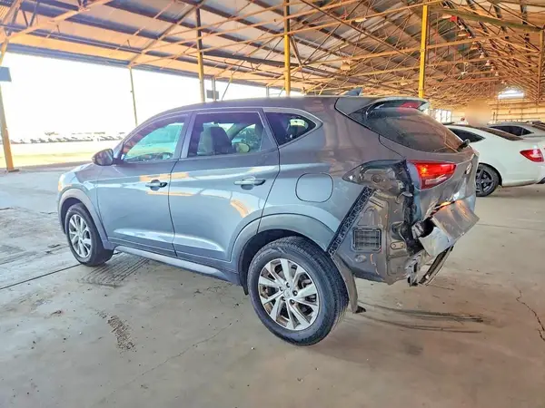 KM8J23A4XKU933848 2019 HYUNDAI TUCSON - Image 2