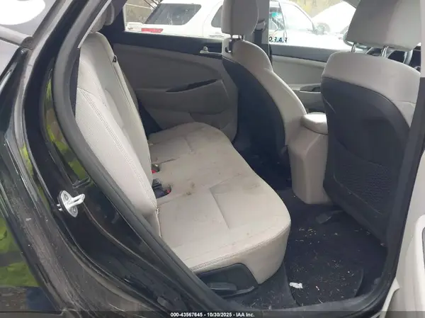 KM8J23A4XKU944204 2019 HYUNDAI TUCSON - Image 8