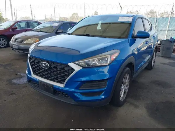 KM8J23A4XKU950083 2019 HYUNDAI TUCSON - Image 2