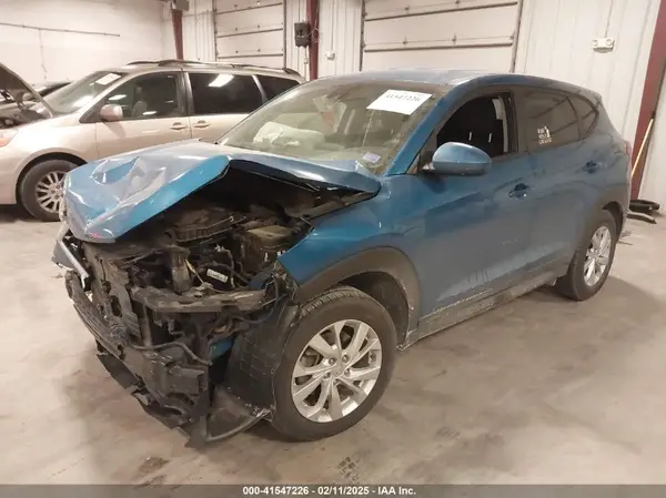 KM8J23A4XKU977929 2019 HYUNDAI TUCSON - Image 2
