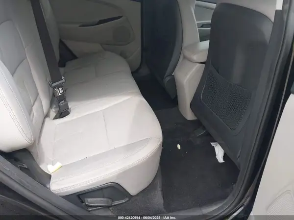 KM8J23A4XLU076027 2020 HYUNDAI TUCSON - Image 8
