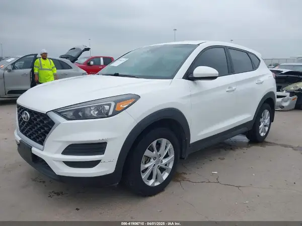KM8J23A4XLU146352 2020 HYUNDAI TUCSON - Image 2