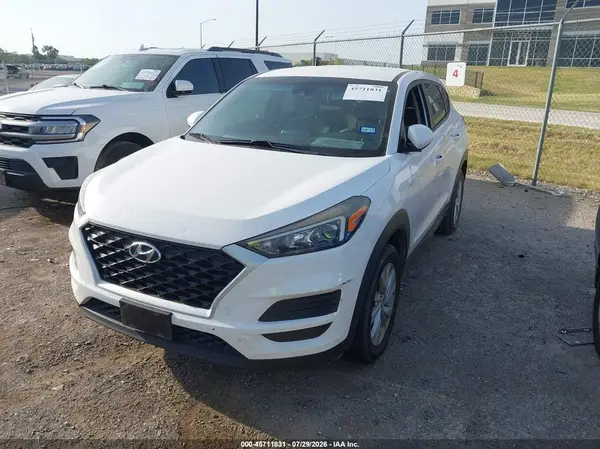 KM8J23A4XLU156394 2020 HYUNDAI TUCSON - Image 2