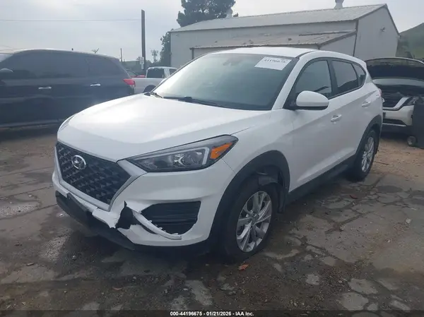 KM8J23A4XLU157996 2020 HYUNDAI TUCSON - Image 2
