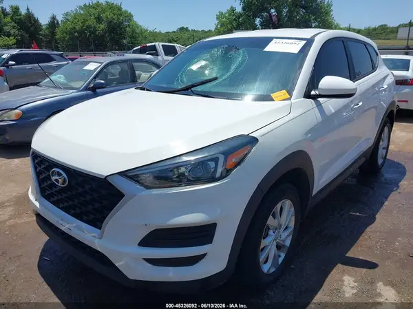 KM8J23A4XLU180517 2020 HYUNDAI TUCSON - Image 2