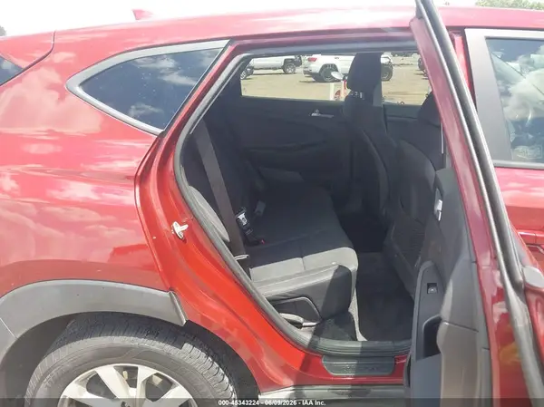 KM8J23A4XLU181912 2020 HYUNDAI TUCSON - Image 8