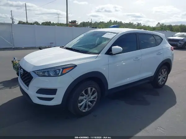 KM8J23A4XLU240506 2020 HYUNDAI TUCSON - Image 2
