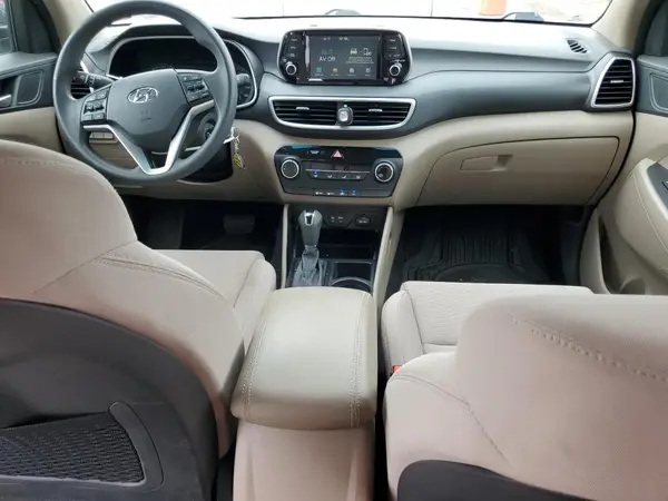 KM8J23A4XMU299380 2021 HYUNDAI TUCSON - Image 8