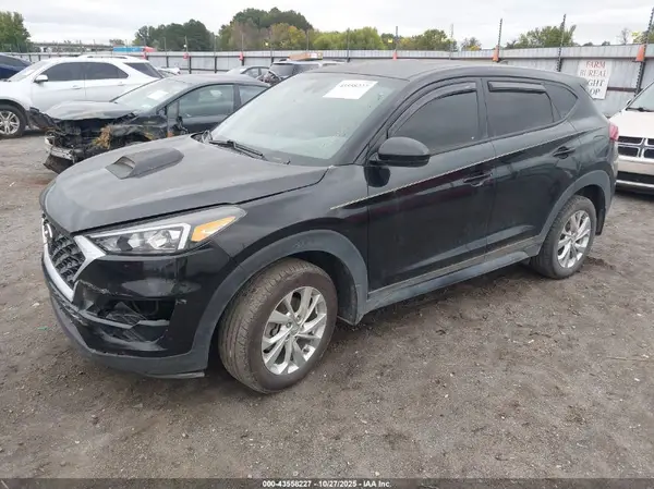 KM8J23A4XMU306246 2021 HYUNDAI TUCSON - Image 2