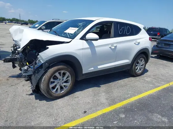 KM8J23A4XMU319045 2021 HYUNDAI TUCSON - Image 2