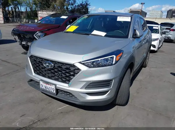 KM8J23A4XMU386700 2021 HYUNDAI TUCSON - Image 2