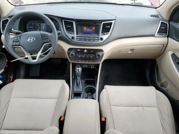KM8J2CA40JU624193 2018 HYUNDAI TUCSON - Image 8