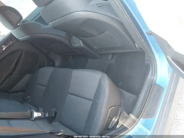 KM8J2CA40JU631113 2018 HYUNDAI TUCSON - Image 8