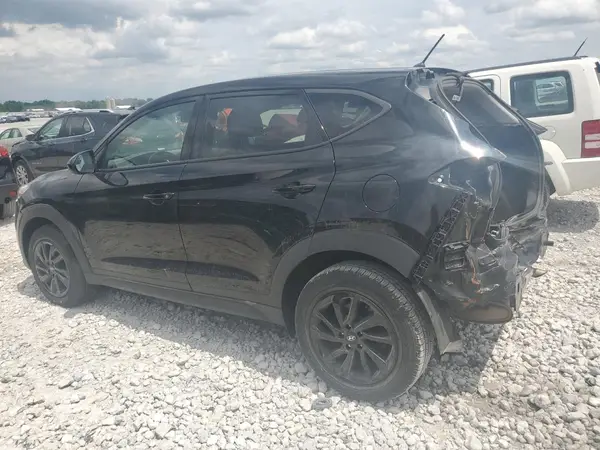 KM8J2CA40JU638191 2018 HYUNDAI TUCSON - Image 2