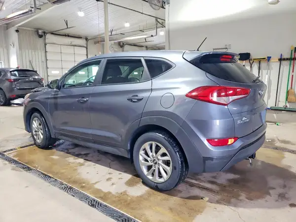 KM8J2CA40JU658327 2018 HYUNDAI TUCSON - Image 2