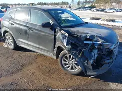 KM8J2CA40JU804211 2018 HYUNDAI TUCSON