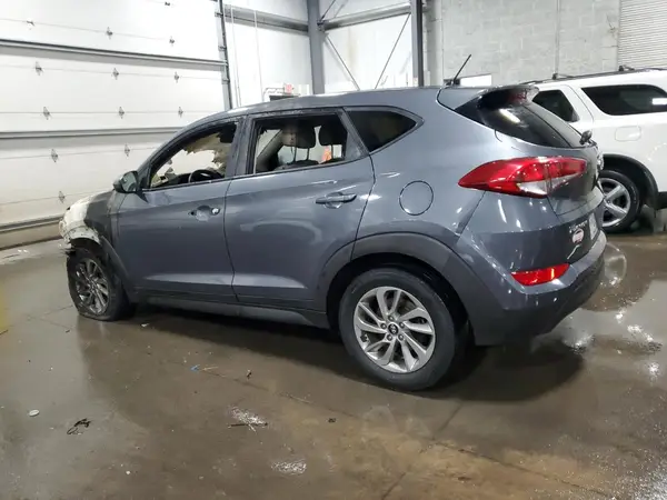 KM8J2CA40JU826158 2018 HYUNDAI TUCSON - Image 2