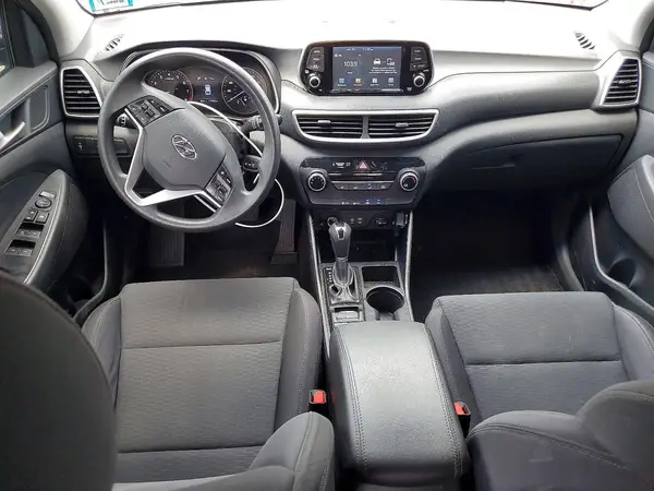 KM8J2CA40KU003215 2019 HYUNDAI TUCSON - Image 8