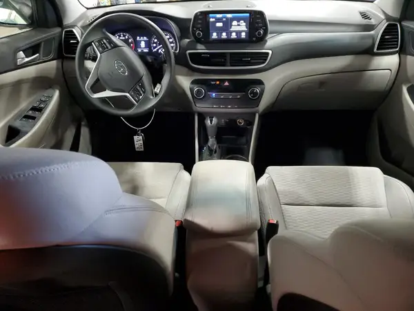 KM8J2CA40KU033976 2019 HYUNDAI TUCSON - Image 8