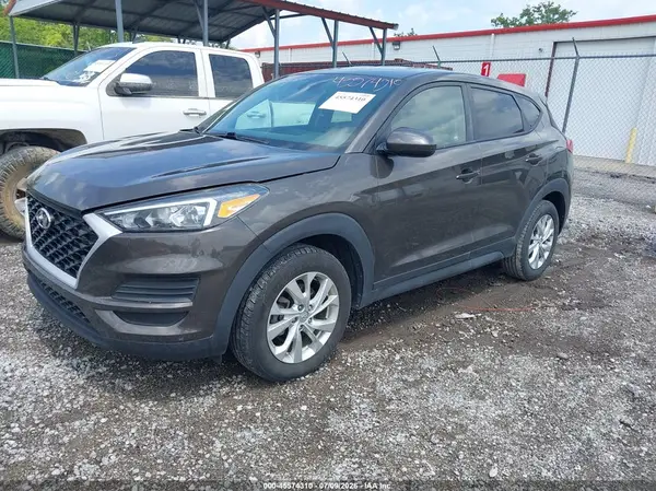 KM8J2CA40KU054679 2019 HYUNDAI TUCSON - Image 2