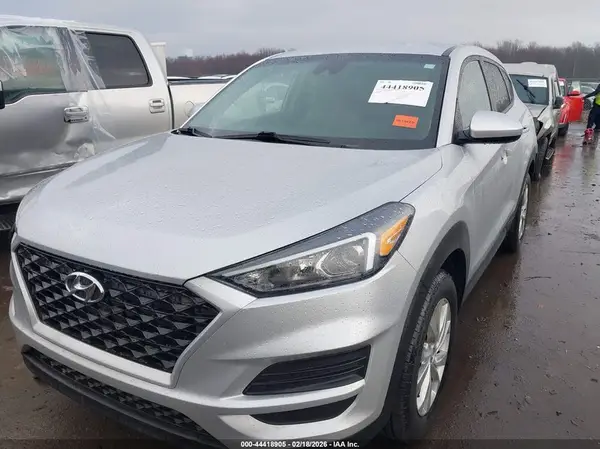 KM8J2CA40KU059722 2019 HYUNDAI TUCSON - Image 2