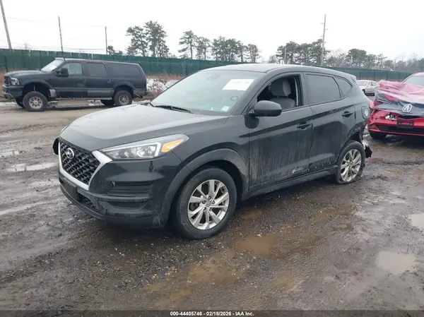 KM8J2CA40KU063284 2019 HYUNDAI TUCSON - Image 2