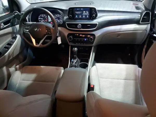 KM8J2CA40KU064743 2019 HYUNDAI TUCSON - Image 8