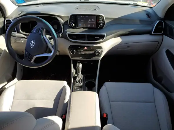 KM8J2CA40KU066153 2019 HYUNDAI TUCSON - Image 8