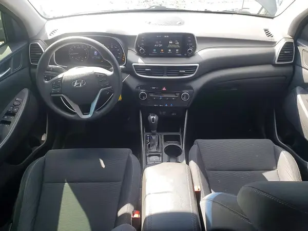 KM8J2CA40KU079064 2019 HYUNDAI TUCSON - Image 8