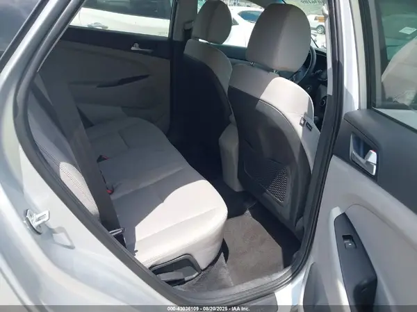 KM8J2CA40KU854091 2019 HYUNDAI TUCSON - Image 8