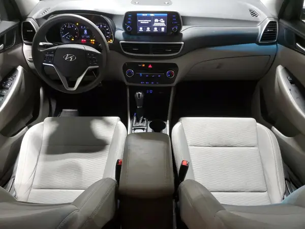 KM8J2CA40KU861056 2019 HYUNDAI TUCSON - Image 8