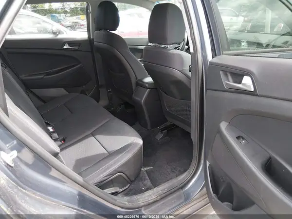 KM8J2CA40KU872428 2019 HYUNDAI TUCSON - Image 8