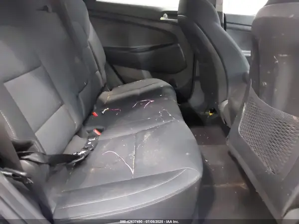 KM8J2CA40KU874082 2019 HYUNDAI TUCSON - Image 8