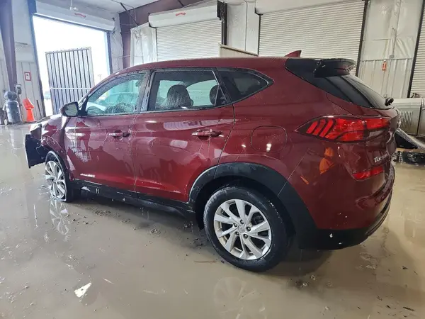 KM8J2CA40KU895420 2019 HYUNDAI TUCSON - Image 2