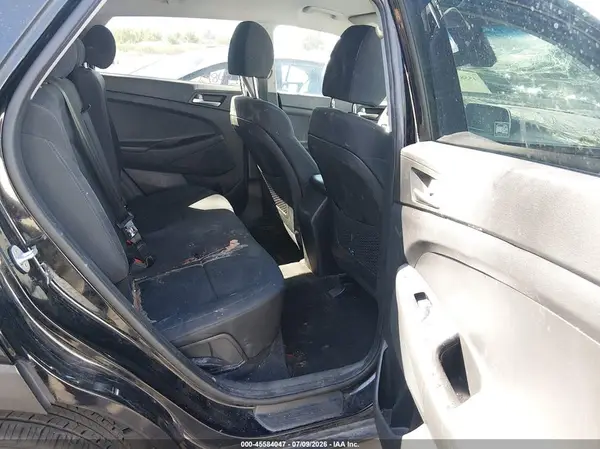 KM8J2CA40KU895739 2019 HYUNDAI TUCSON - Image 8