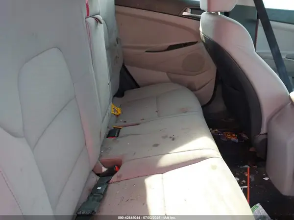 KM8J2CA40KU896891 2019 HYUNDAI TUCSON - Image 8