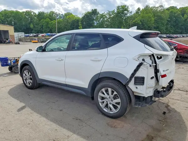 KM8J2CA40KU924351 2019 HYUNDAI TUCSON - Image 2