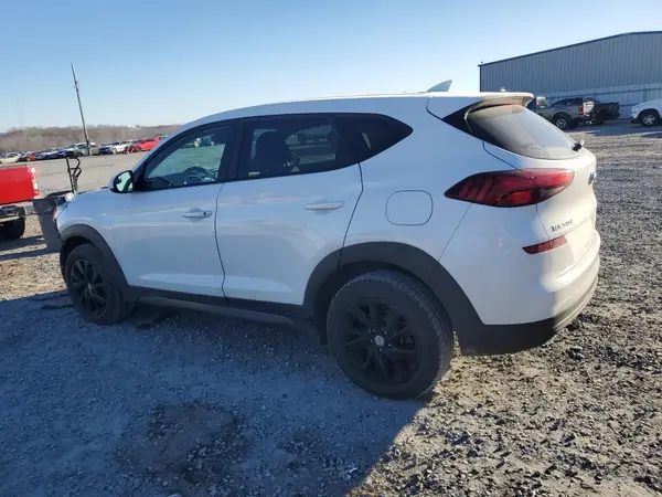 KM8J2CA40KU941831 2019 HYUNDAI TUCSON - Image 2