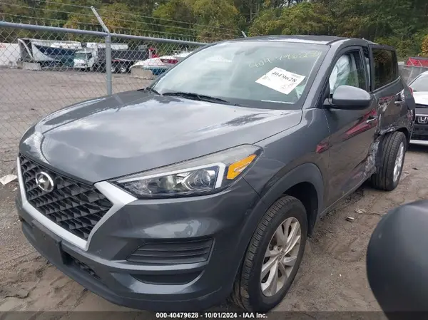 KM8J2CA40KU955020 2019 HYUNDAI TUCSON - Image 2