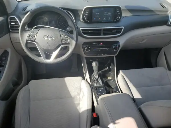 KM8J2CA40KU957270 2019 HYUNDAI TUCSON - Image 8