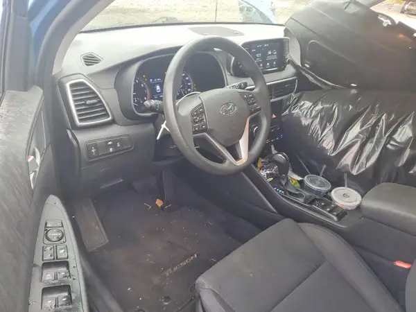 KM8J2CA40KU993556 2019 HYUNDAI TUCSON - Image 8