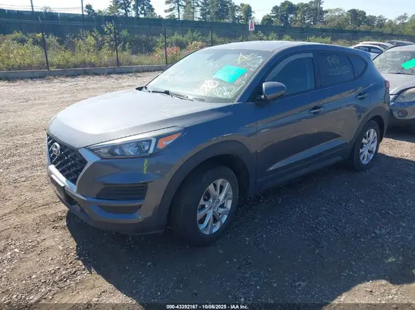 KM8J2CA40KU994609 2019 HYUNDAI TUCSON - Image 2