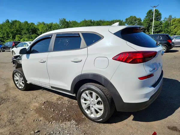 KM8J2CA40LU152290 2020 HYUNDAI TUCSON - Image 2