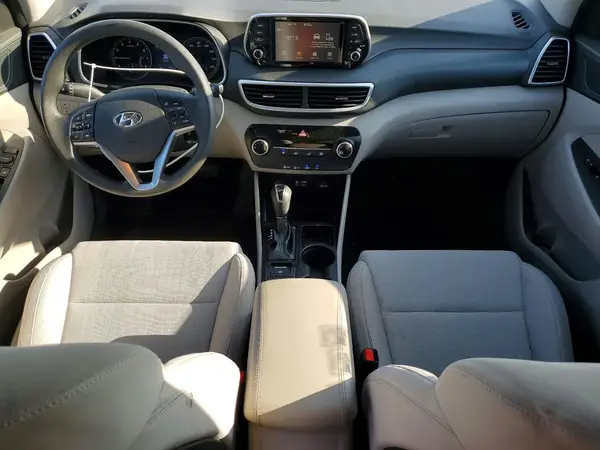 KM8J2CA40LU231555 2020 HYUNDAI TUCSON - Image 8