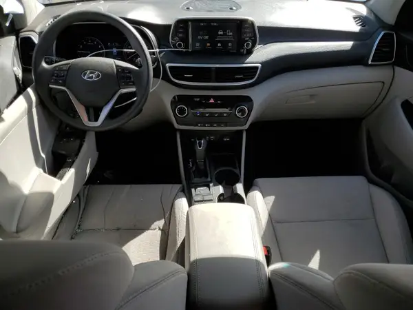 KM8J2CA40LU241051 2020 HYUNDAI TUCSON - Image 8