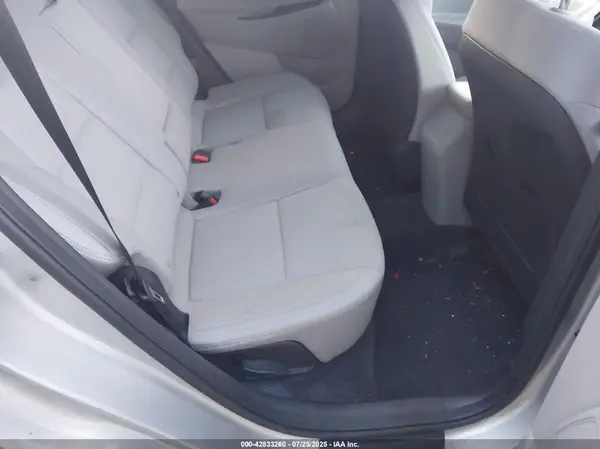 KM8J2CA40LU243172 2020 HYUNDAI TUCSON - Image 8