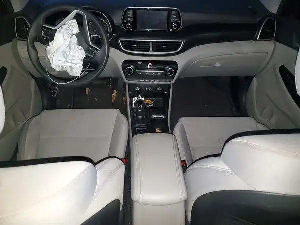 KM8J2CA40LU271974 2020 HYUNDAI TUCSON - Image 8