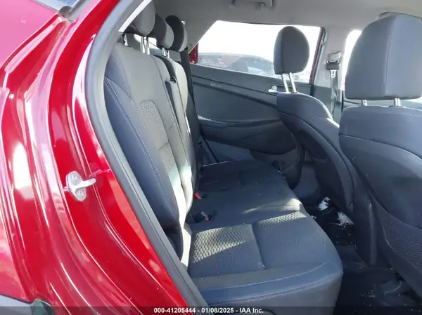 KM8J2CA40MU347050 2021 HYUNDAI TUCSON - Image 8
