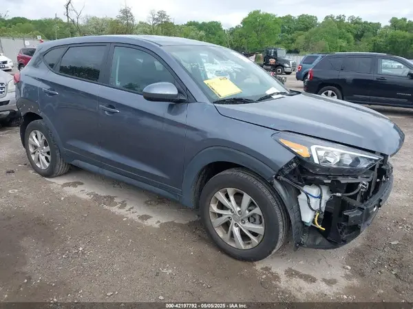 KM8J2CA40MU369680 2021 HYUNDAI TUCSON - Image 1