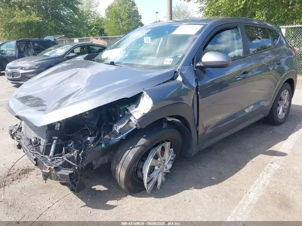 KM8J2CA40MU369694 2021 HYUNDAI TUCSON - Image 2